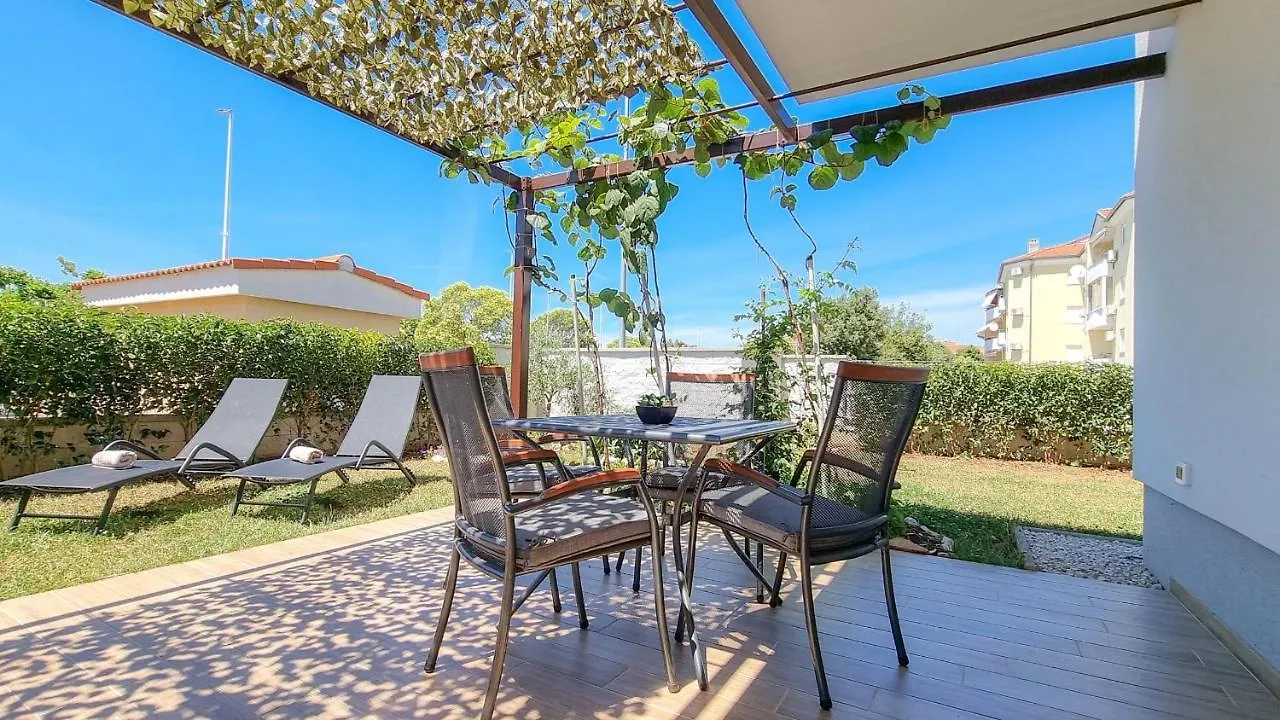 Antonio Appartement Umag